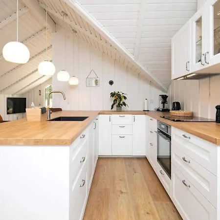 Four-bedroom Holiday In 42 度假居 布拉万德