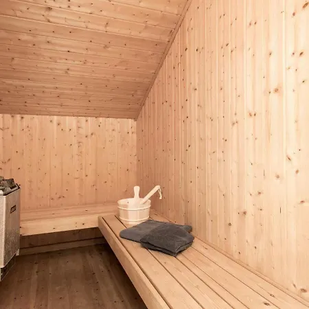 度假居 Four-bedroom Holiday In 42 *
