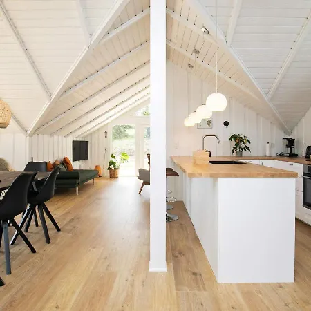 度假居 Four-bedroom Holiday In 42 *