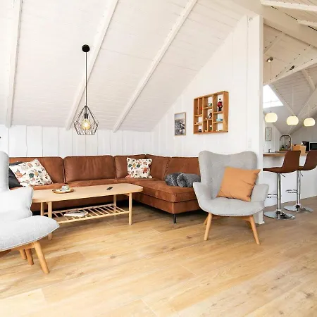 度假居 Four-bedroom Holiday In 42 *